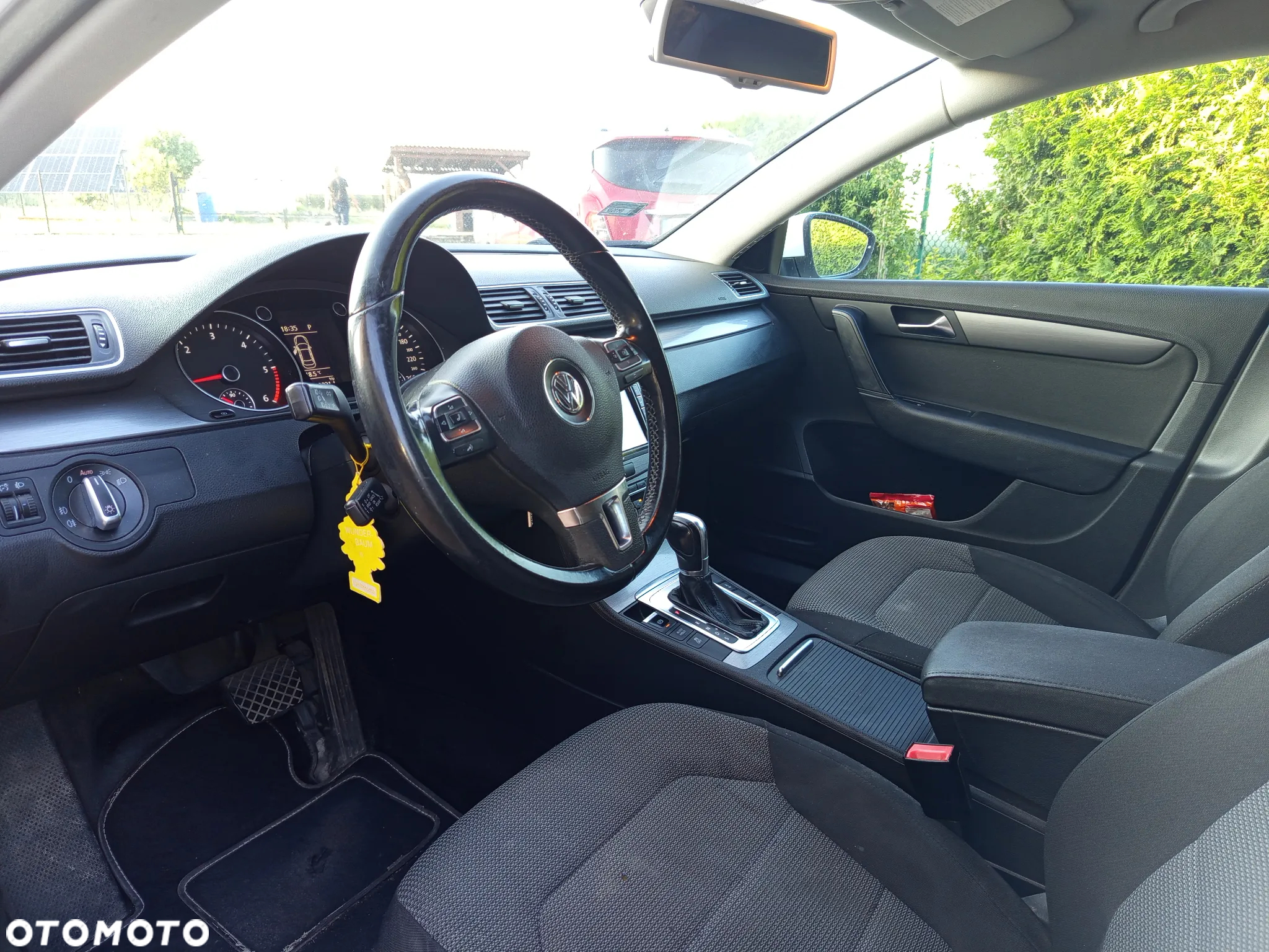 Volkswagen Passat 2.0 TDI Comfortline DSG - 9