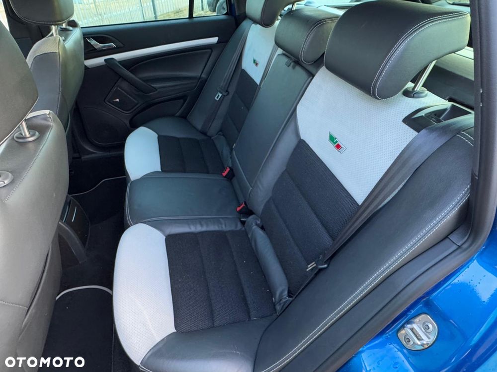 Skoda Octavia 2.0 TDI CR DPF DSG RS - 29