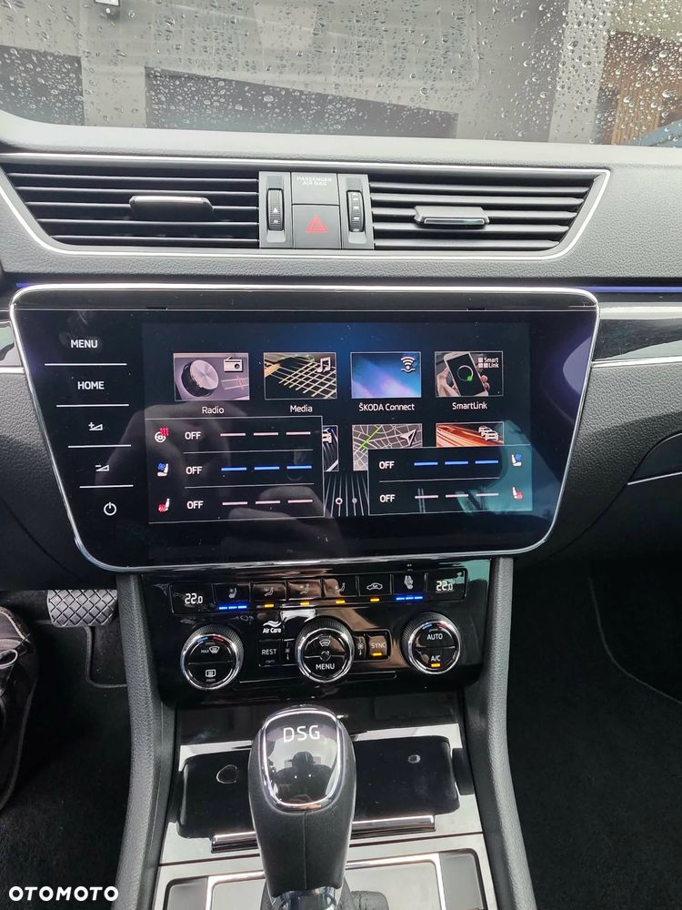 Skoda Superb 2.0 TDI DSG L&K - 33