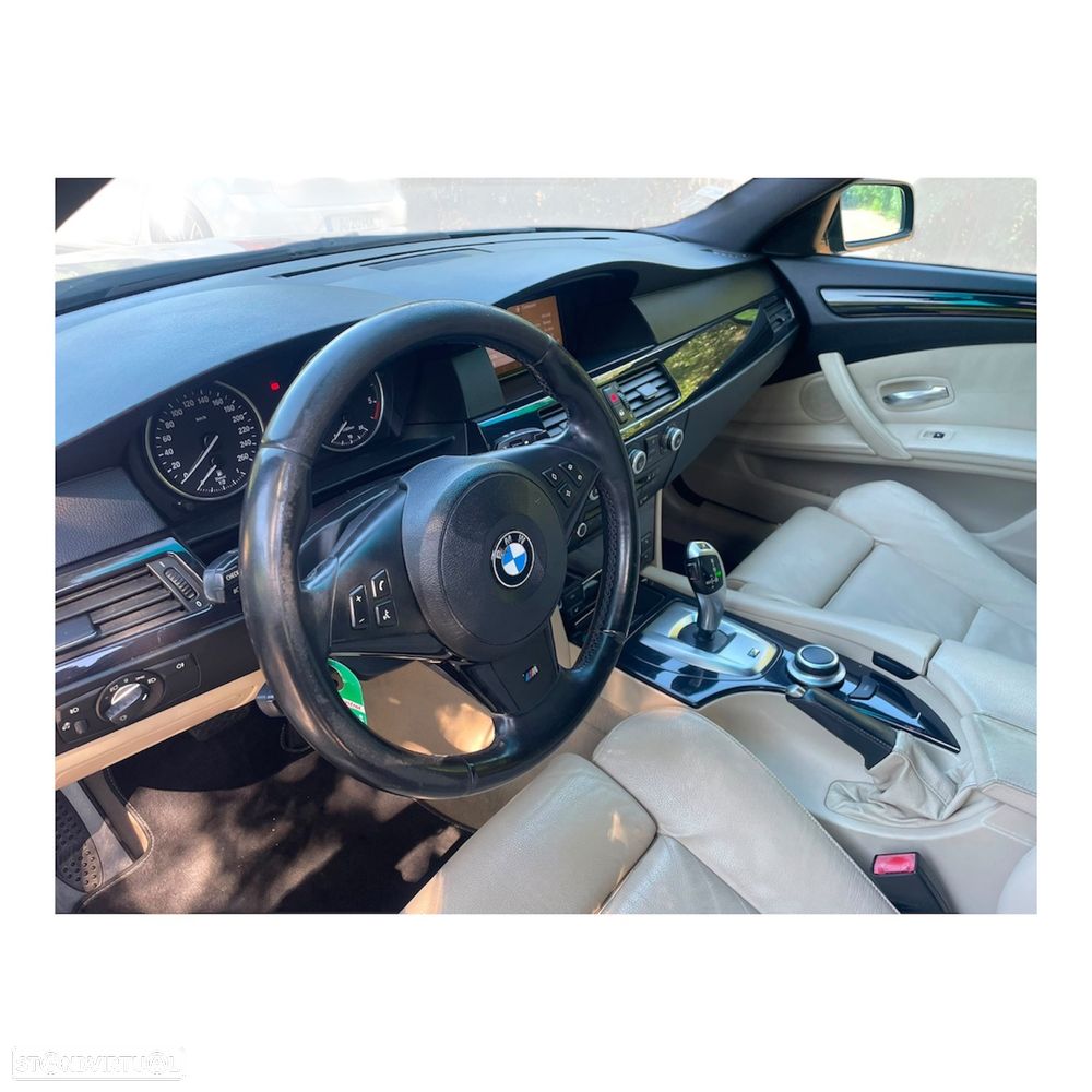BMW 520 d Aut. Edition Sport - 10