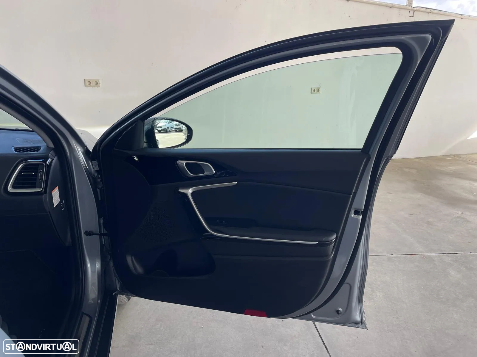 Kia XCeed 1.6 GDi PHEV First Edition - 41
