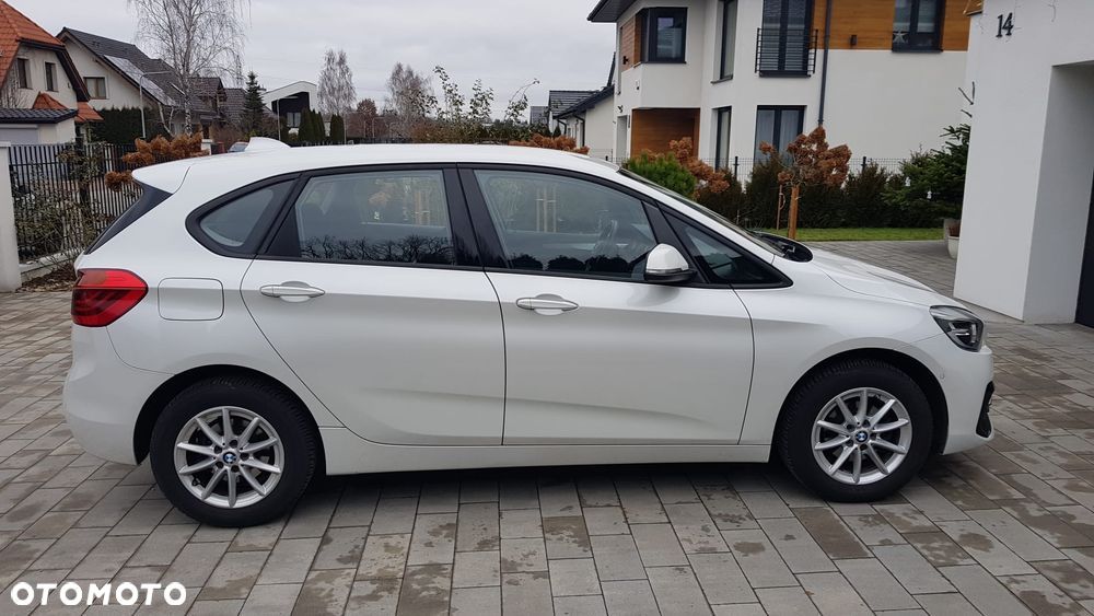 BMW Seria 2 216i - 8