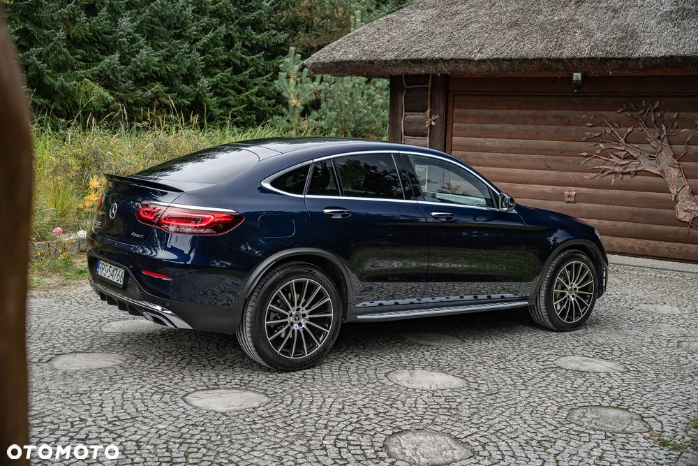 Mercedes-Benz GLC 200 4Matic 9G-TRONIC AMG Line - 19