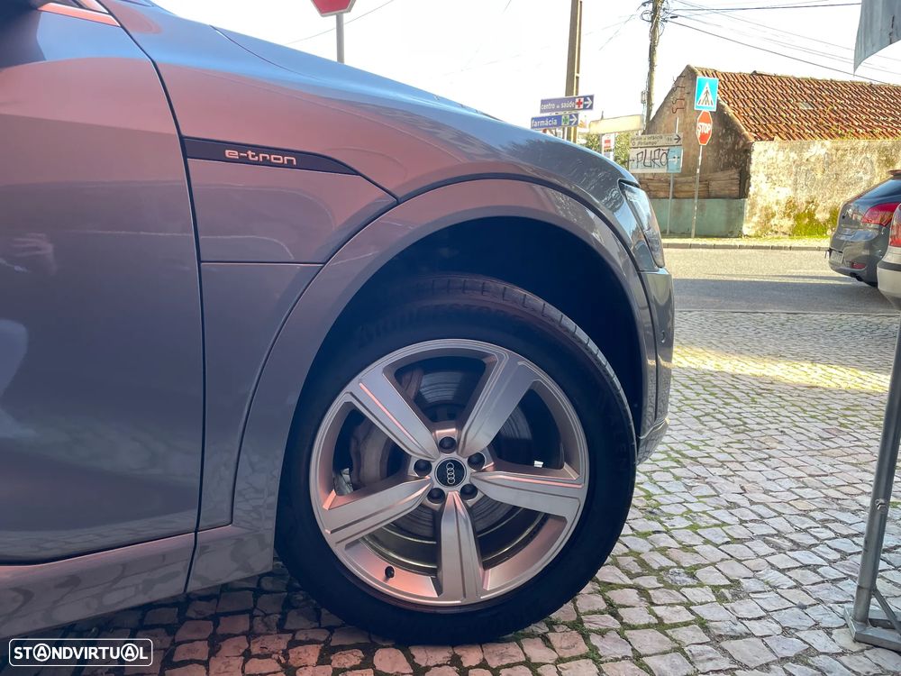 Audi e-tron 55 quattro Advanced - 7