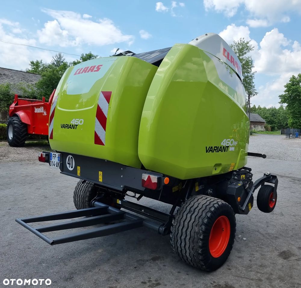 Claas Variant 460 RF - 4