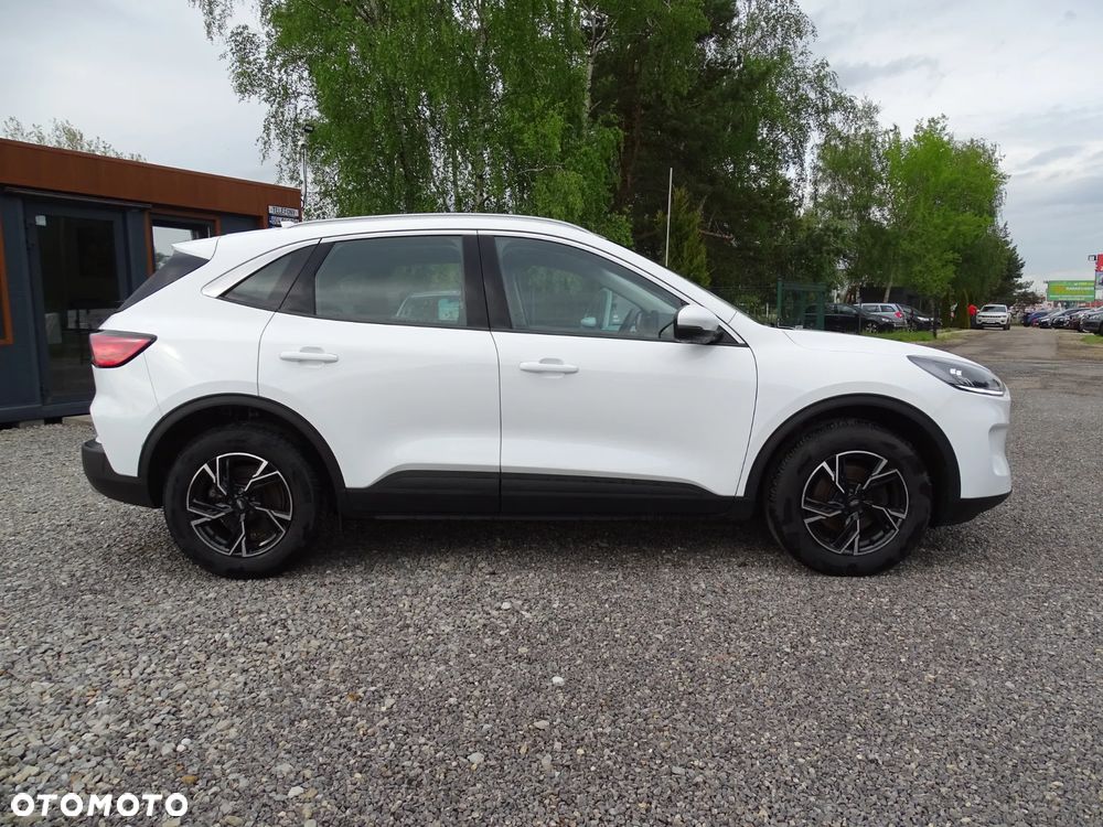 Ford Kuga - 13