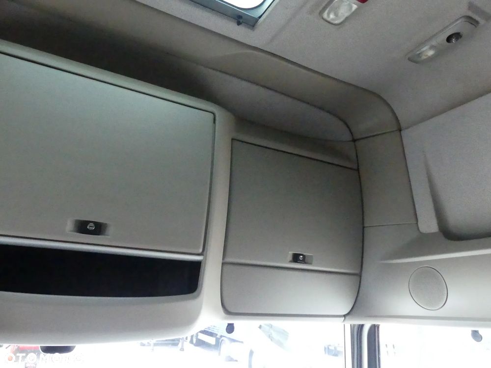 DAF XF 106.460 / EURO 6 / ZESTAW PRZEJAZDOWY / TANDEM / - 40