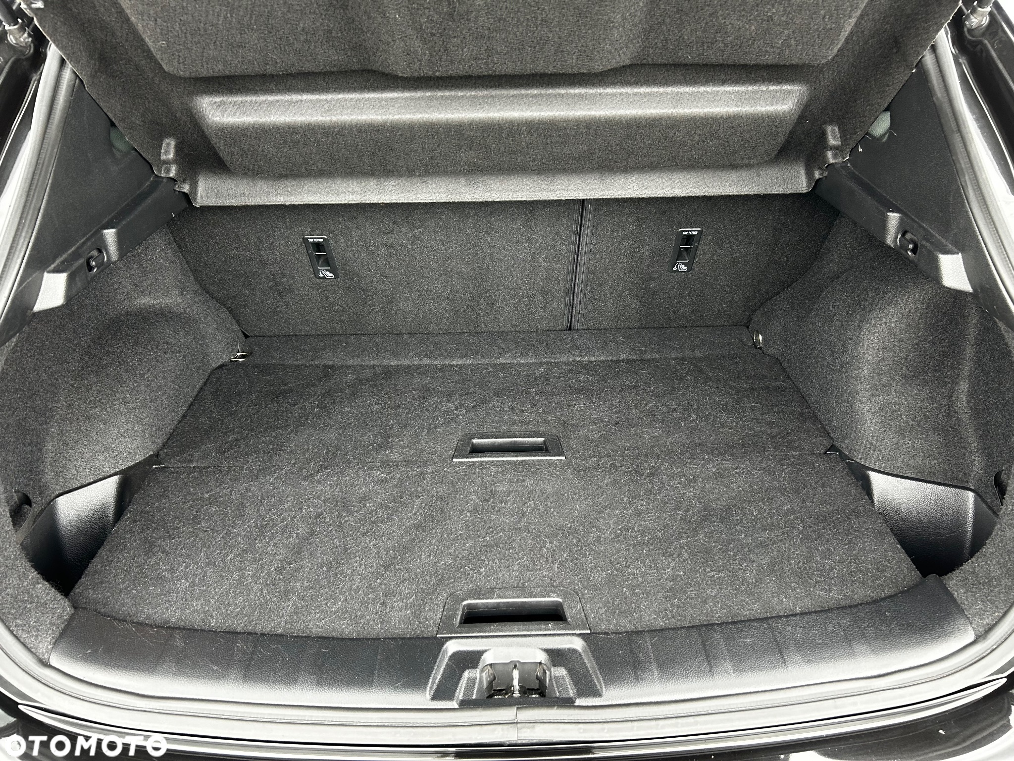 Nissan Qashqai 1.6 DIG-T N-Connecta - 19