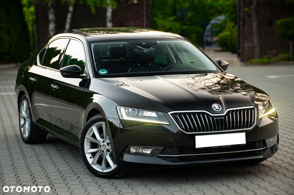 Skoda Superb 2.0 TDI DSG Ambition - 10