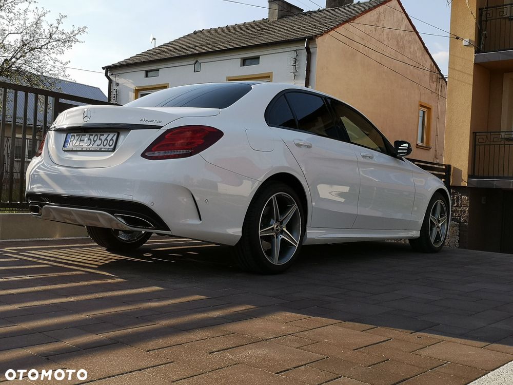Mercedes-Benz Klasa C 200 4-Matic 9G-TRONIC - 6