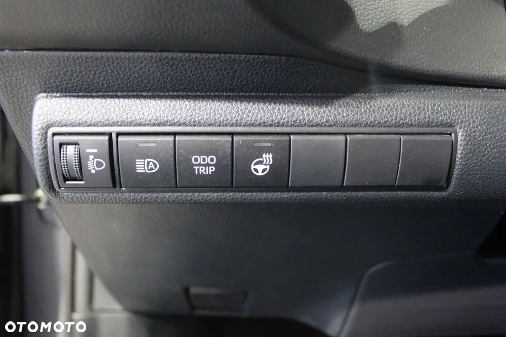 Toyota Corolla 1.8 Hybrid Comfort - 10