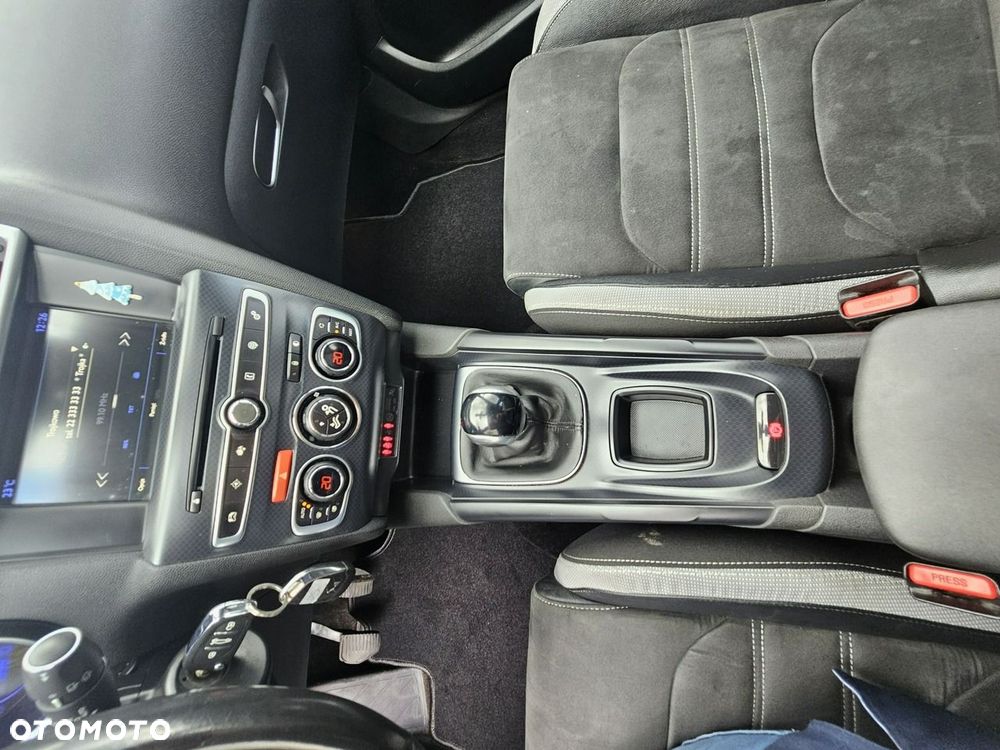 DS Automobiles DS 4 Crossback - 22