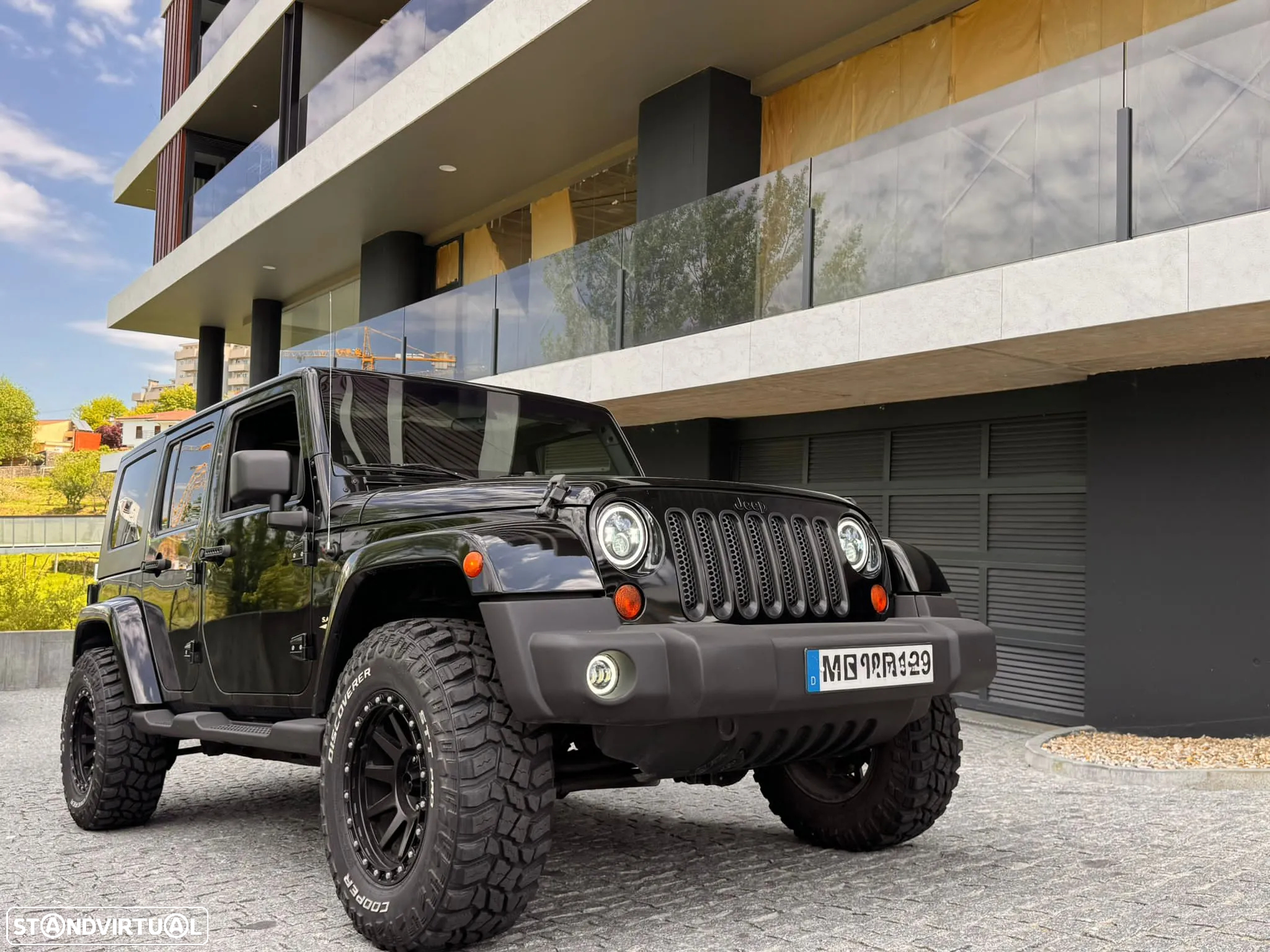 Jeep Wrangler Unlimited 2.8 CRD DPF Auto Sahara - 16