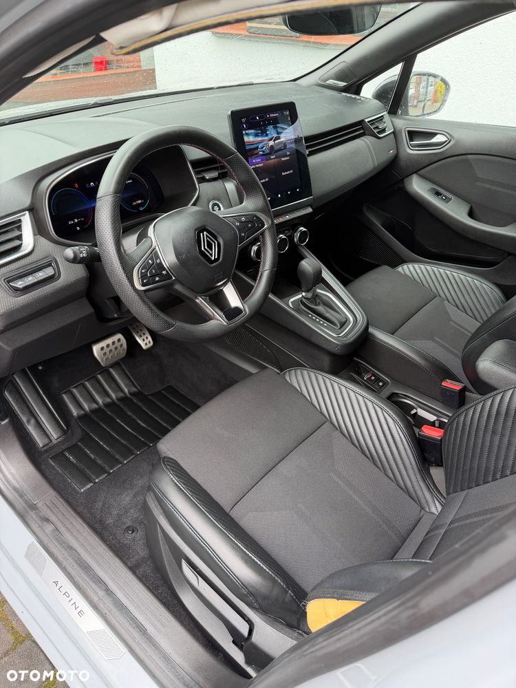 Renault Clio - 10