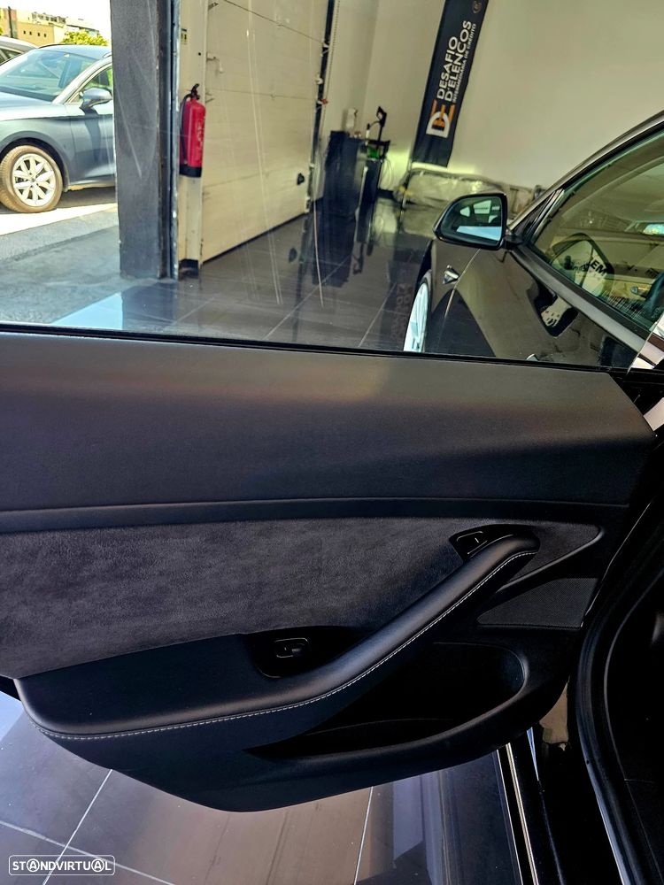 Tesla Model 3 Standard Range Plus RWD - 11
