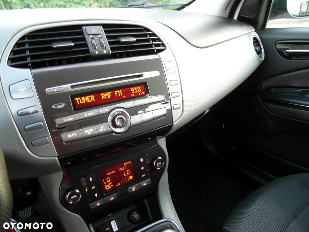 Fiat Bravo 1.4 T-Jet 16V Street - 29