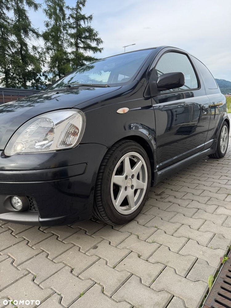 Toyota Yaris - 3