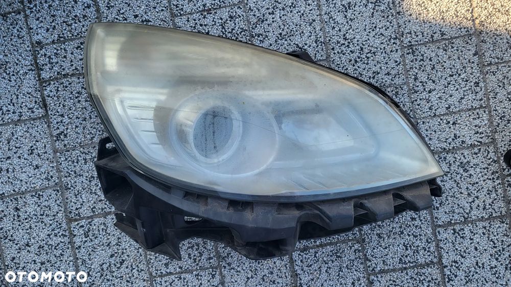 RENAULT SCENIC II LIFT REFLEKTOR Lampa Lewa  EUROPA - 2