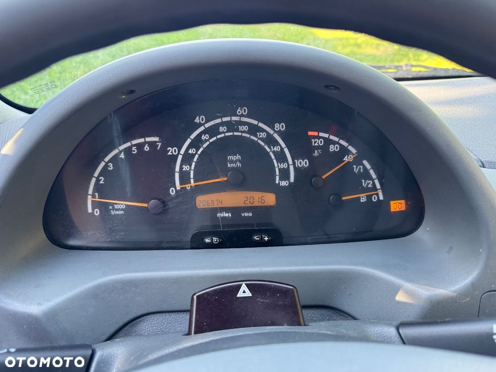 Mercedes-Benz Sprinter - 5