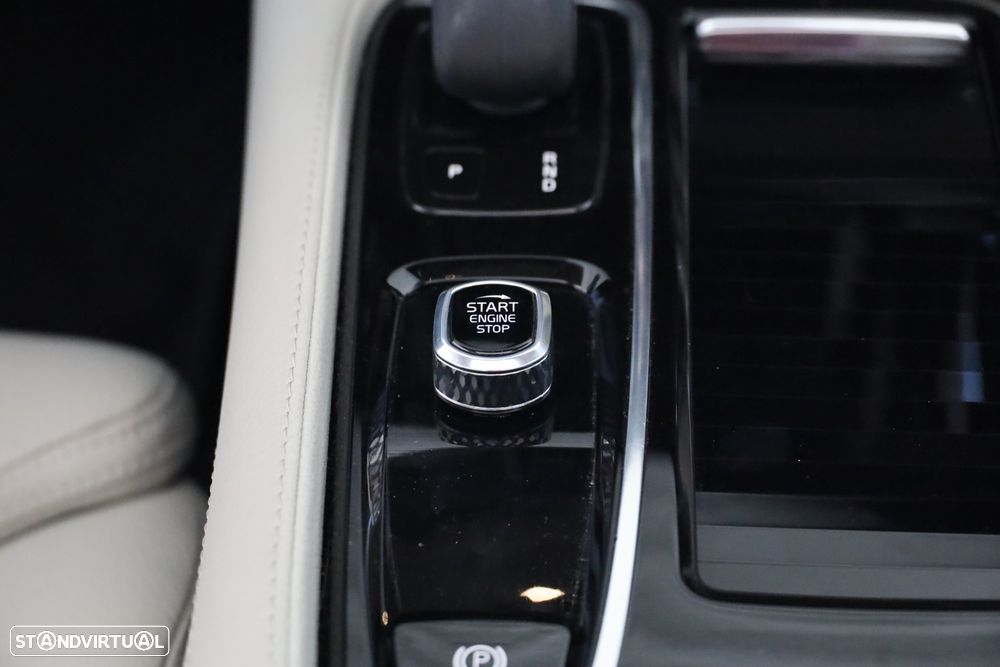Volvo V90 2.0 T6 PHEV Inscription Expression AWD - 24