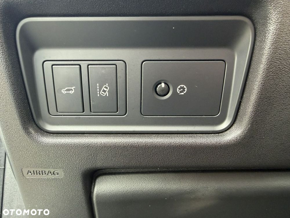 Land Rover Discovery Sport - 33