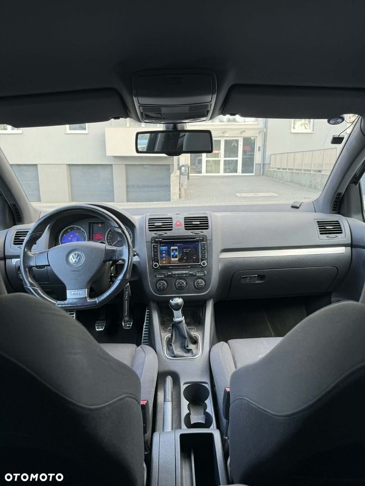 Volkswagen Golf 2.0 GTI - 7