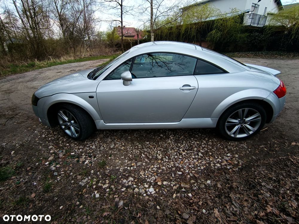 Audi TT Coupé 1.8T - 5