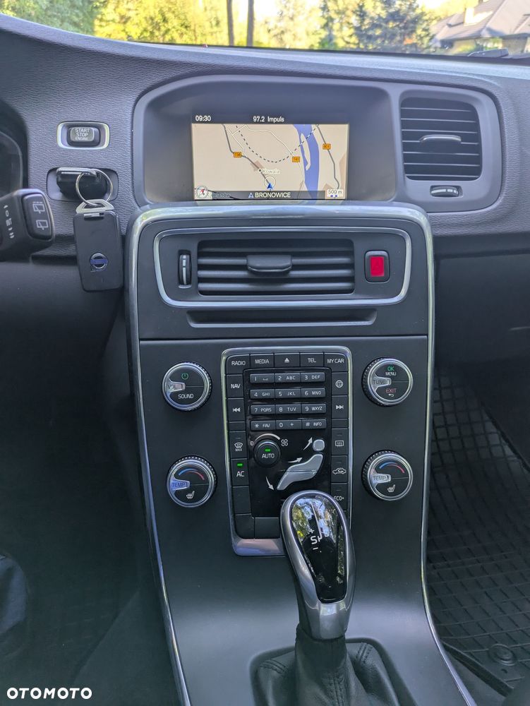 Volvo V60 D4 Drive-E Summum - 17