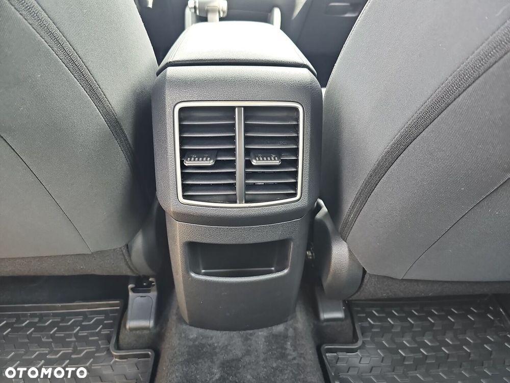 Kia Sportage 1.6 T-GDI M 2WD DCT - 30
