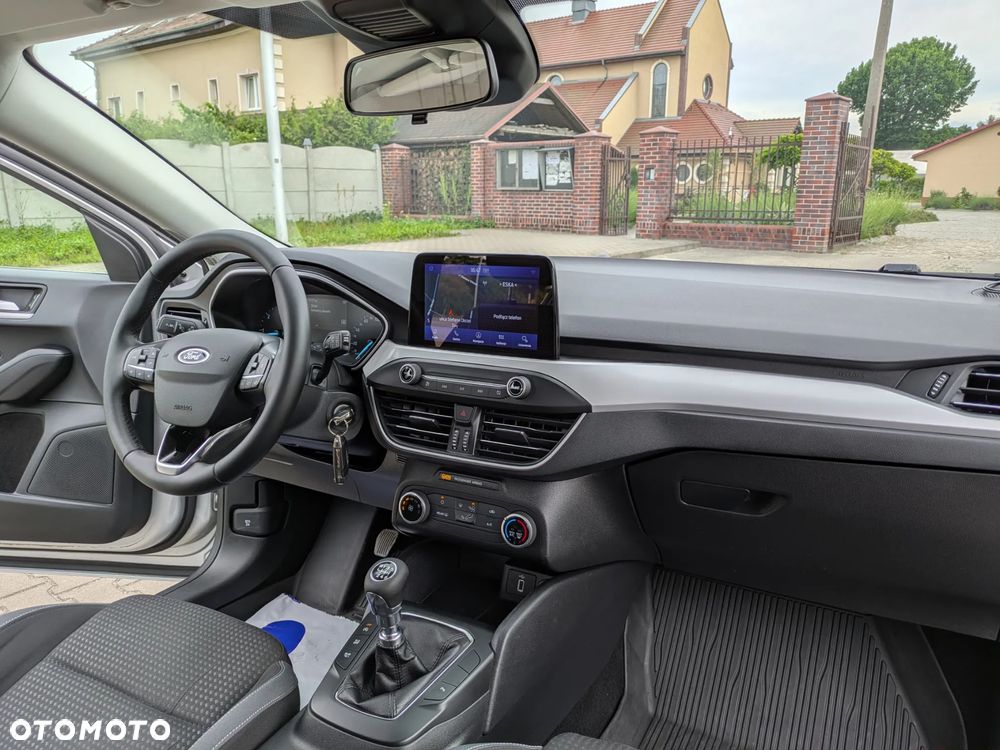 Ford Focus 1.5 EcoBlue Start-Stopp-System COOL&CONNECT - 24