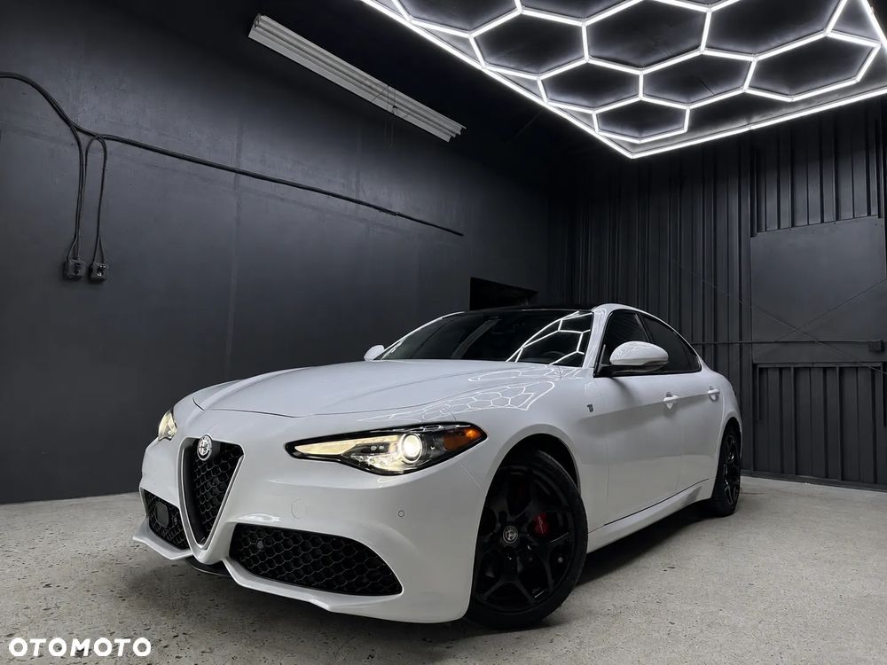 Alfa Romeo Giulia 2.0 Turbo TI Q4 - 1