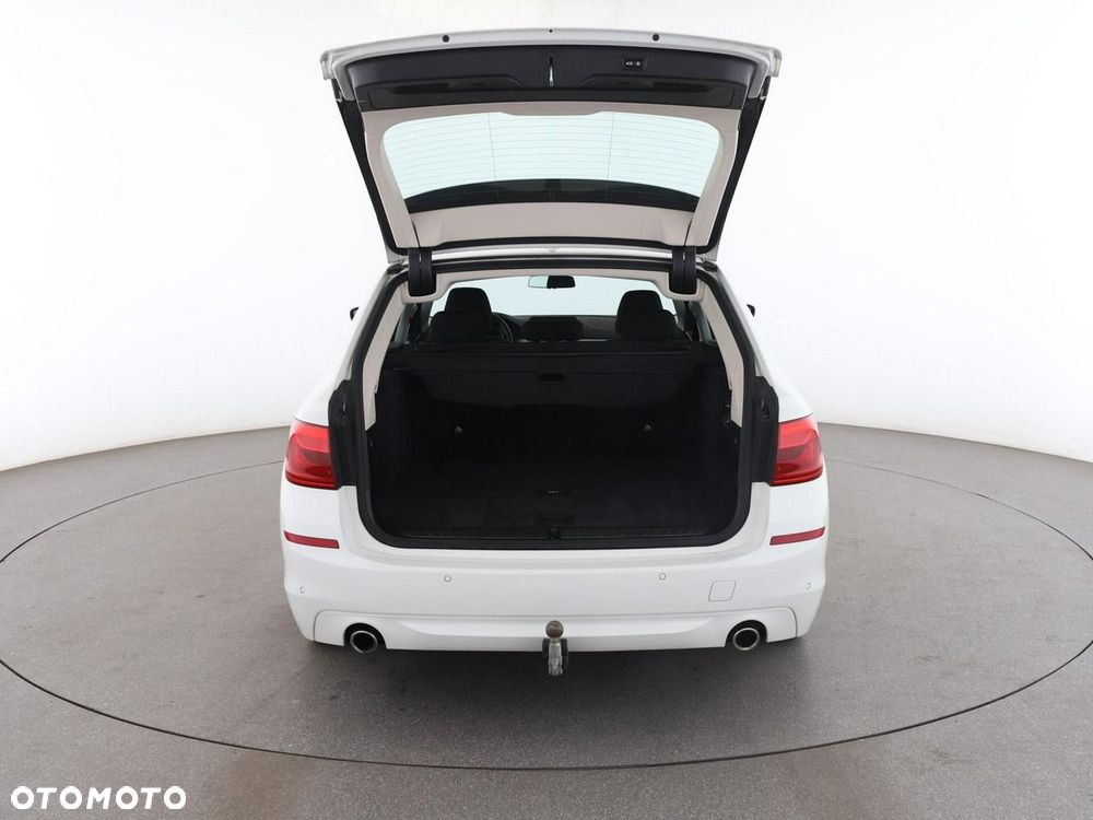 BMW Seria 5 520d - 20