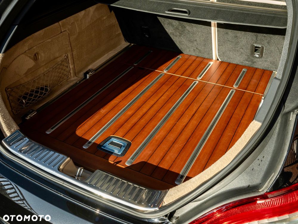 Mercedes-Benz CLS 500 4Matic BlueEFFICIENCY 7G-TRONIC Edition 1 - 32