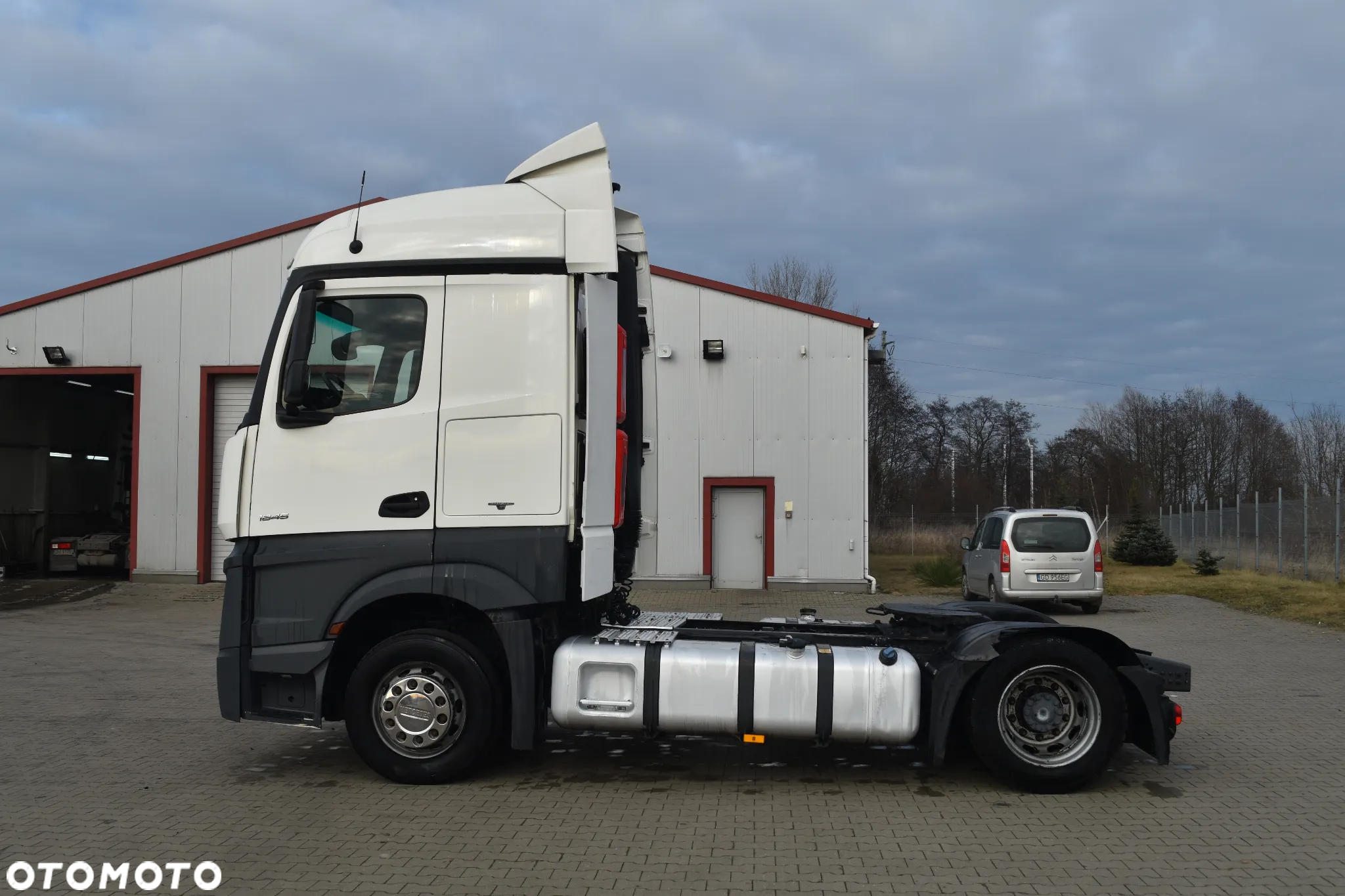 Mercedes-Benz Actros 1845 - 4