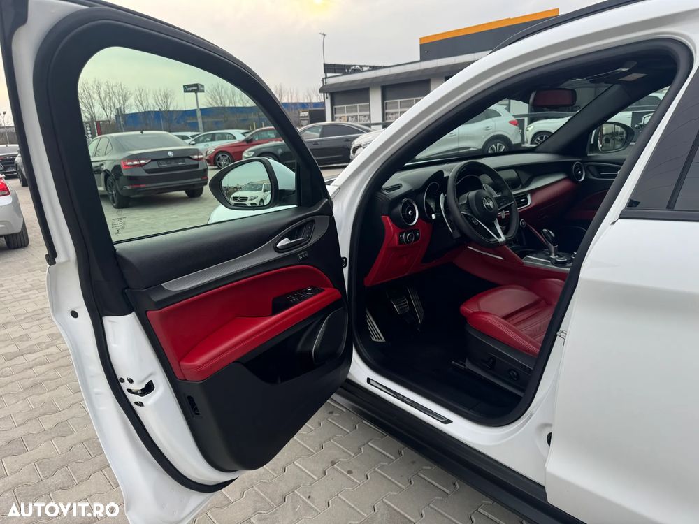 Alfa Romeo Stelvio 2.2 16V AT8-Q4 Super - 18