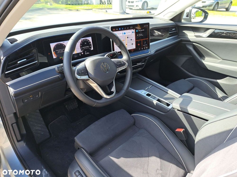 Volkswagen Passat - 10
