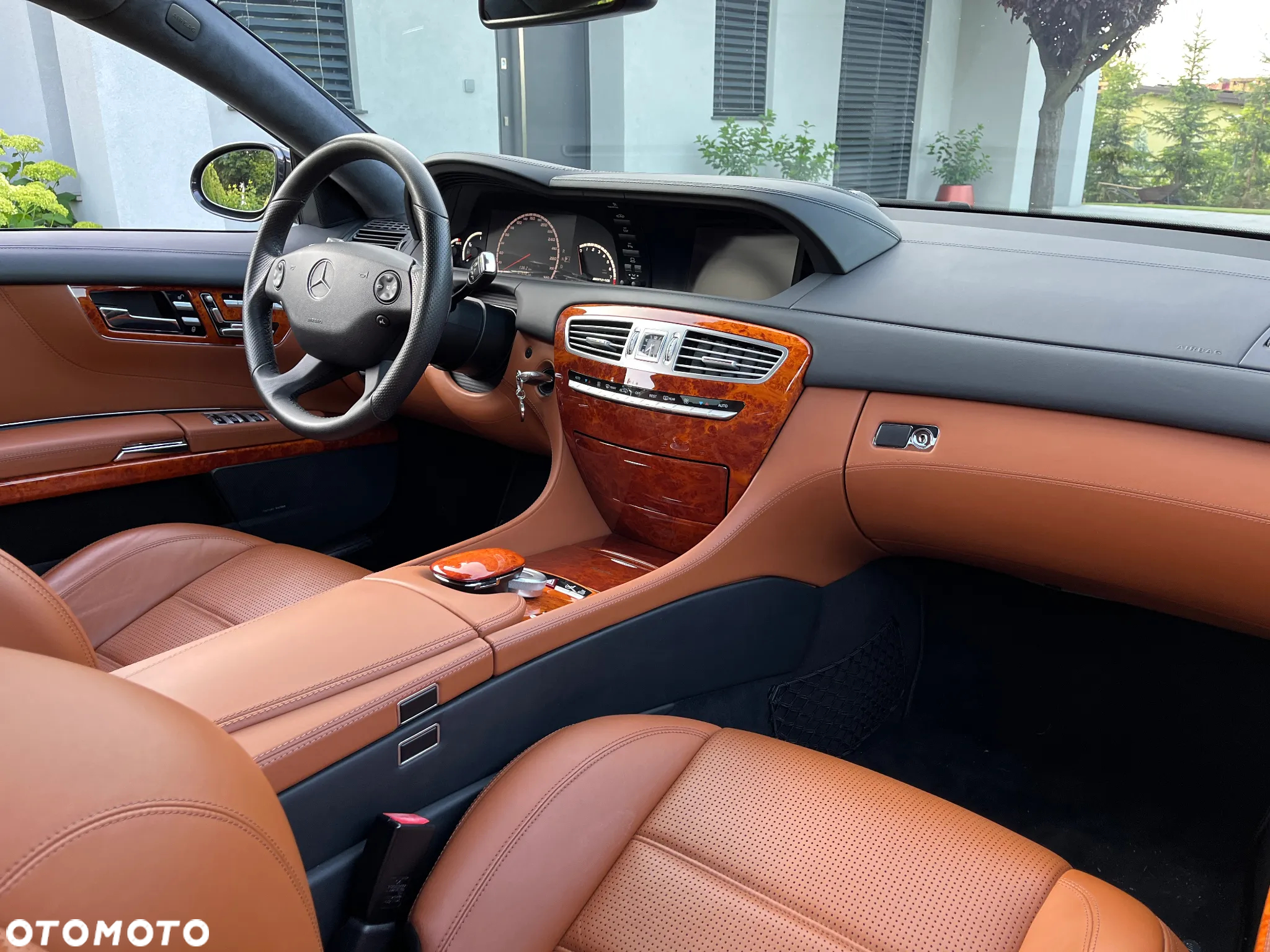 Mercedes-Benz CL 63 AMG - 22