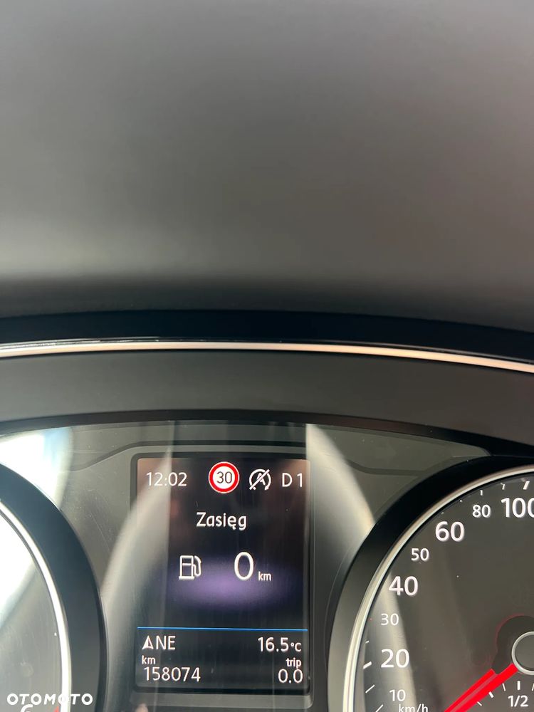 Volkswagen Passat 2.0 TDI SCR DSG Comfortline - 21