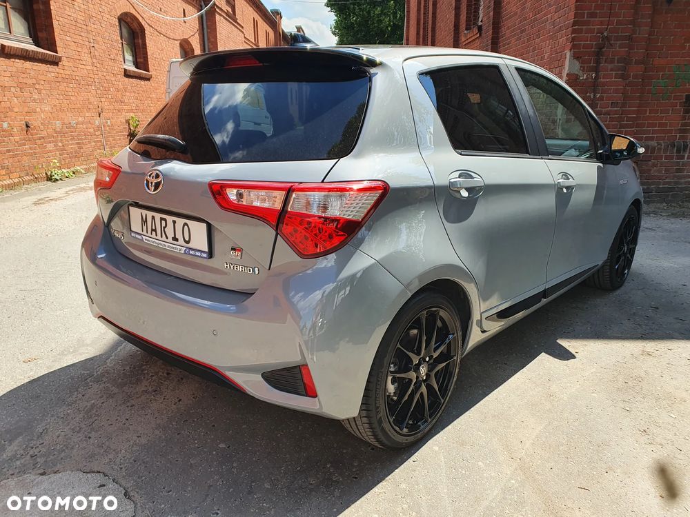 Toyota Yaris 1.5 VVT-i GR Sport - 4