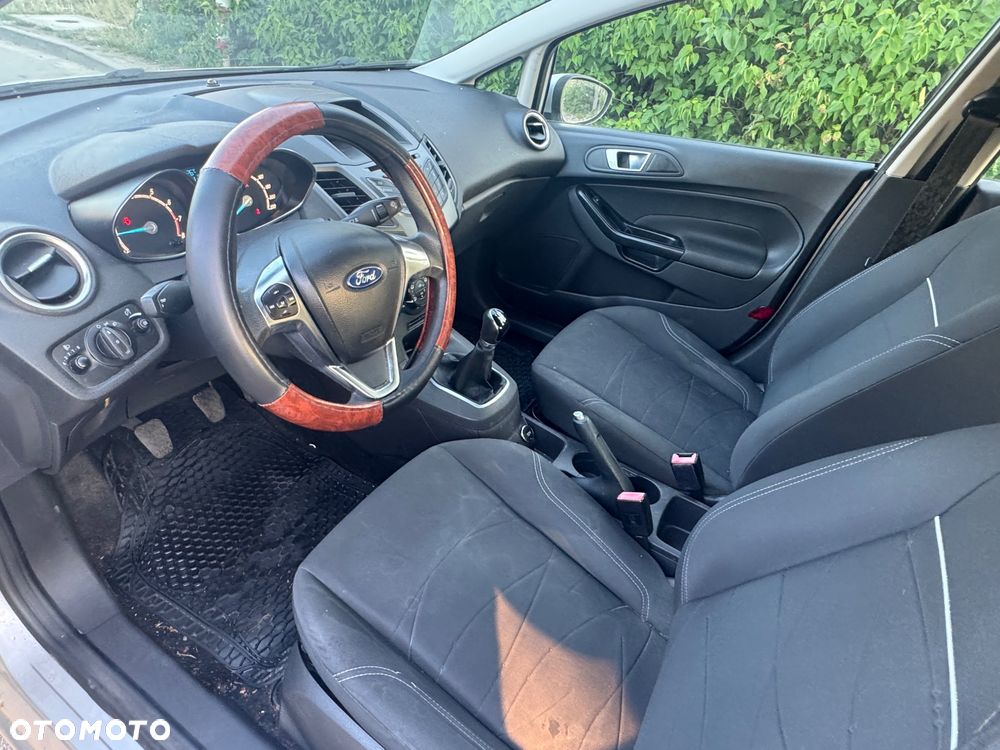 Ford Fiesta 1.25 Silver X (Trend) EU5 - 17