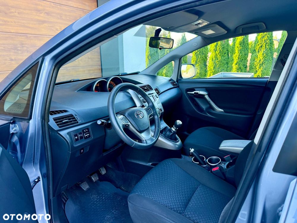 Toyota Verso - 15