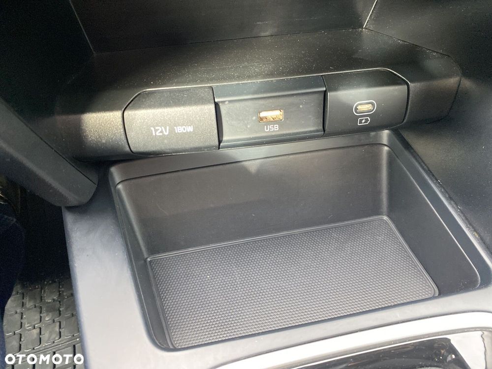 Kia Ceed - 24