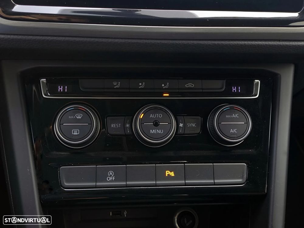 VW Touran 2.0 TDI Confortline - 20