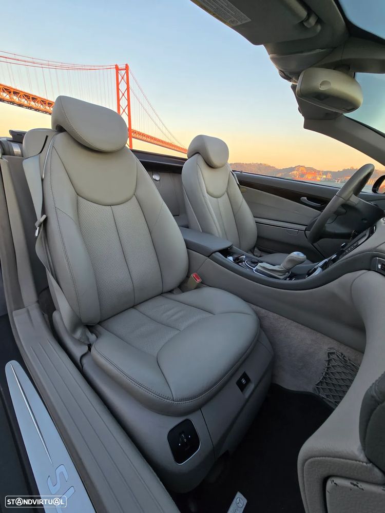Mercedes-Benz SL 500 Standard - 11