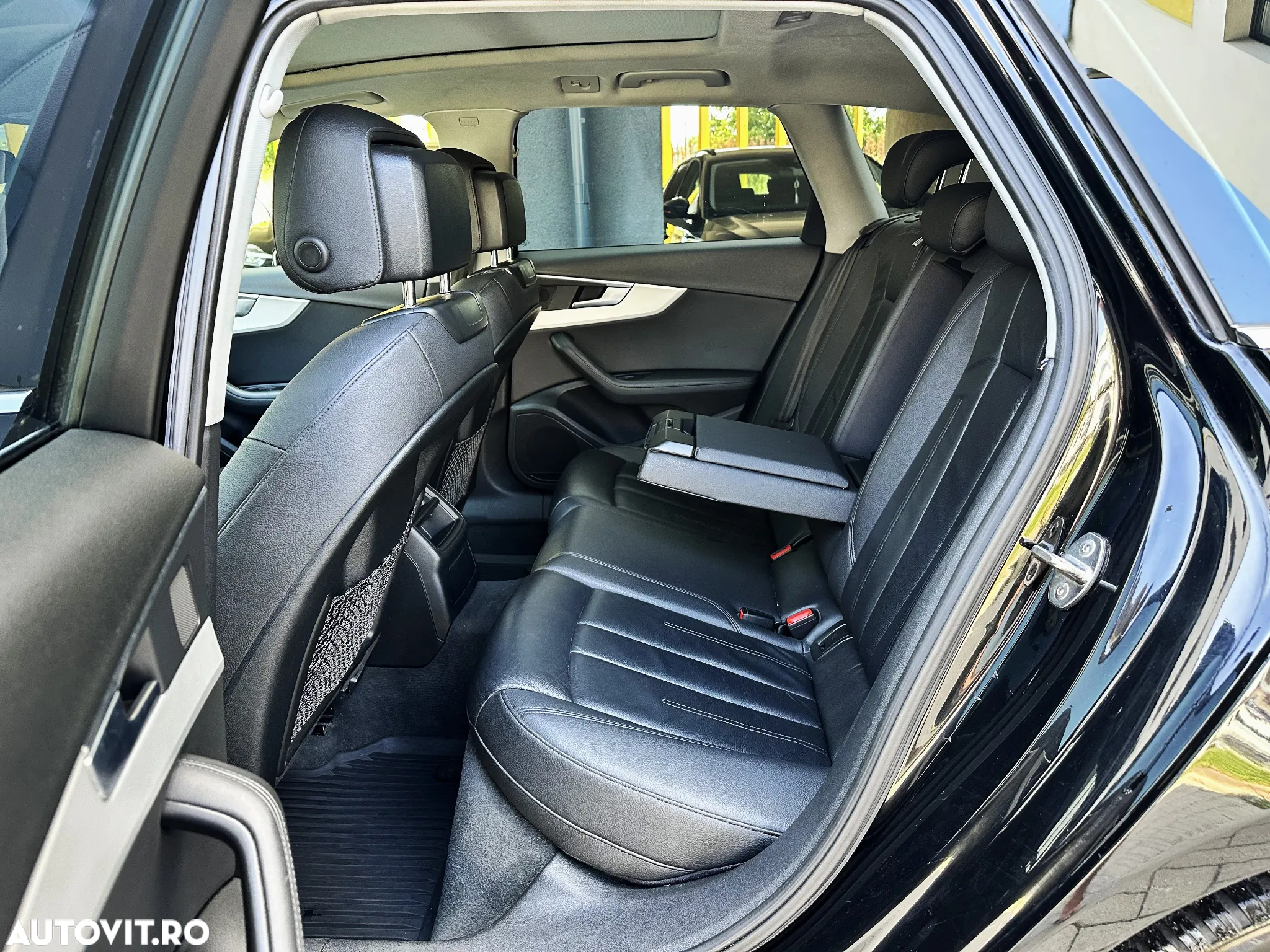 Audi A4 Avant 2.0 40 TDI S tronic S Line - 8