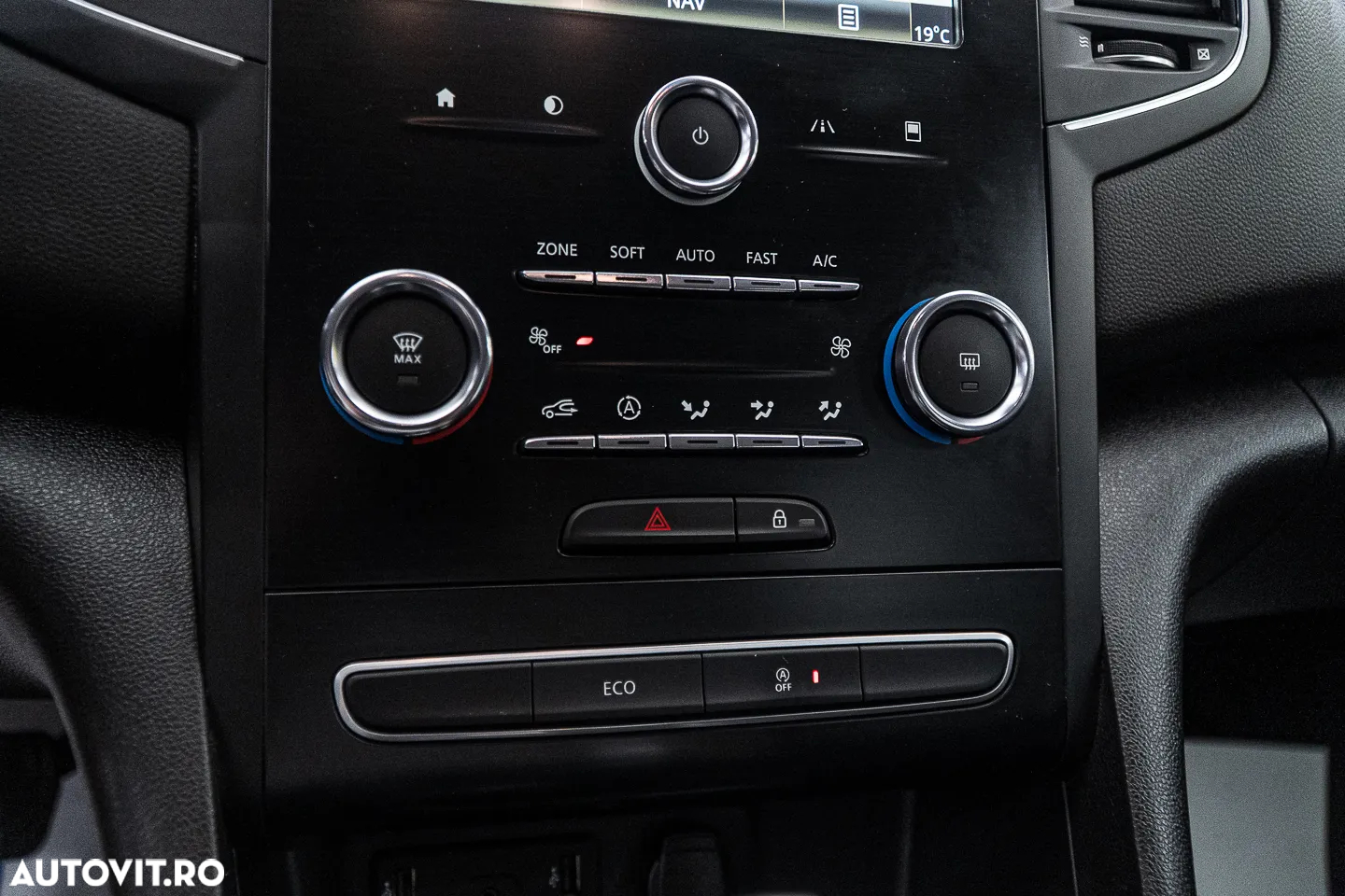 Renault Megane Blue dCi 116 EDC Intens - 11