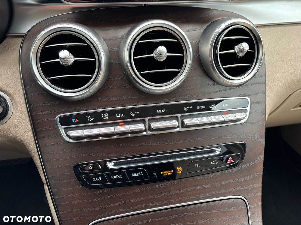 Mercedes-Benz GLC - 31