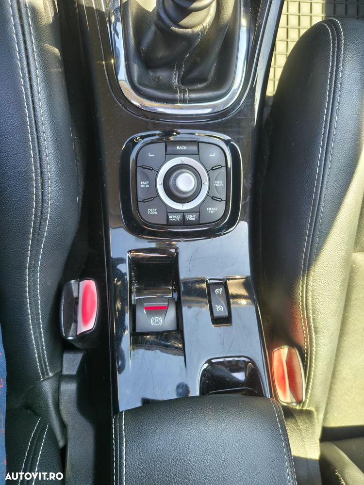 Renault Megane ENERGY dCi 110 Start & Stop Bose Edition - 12