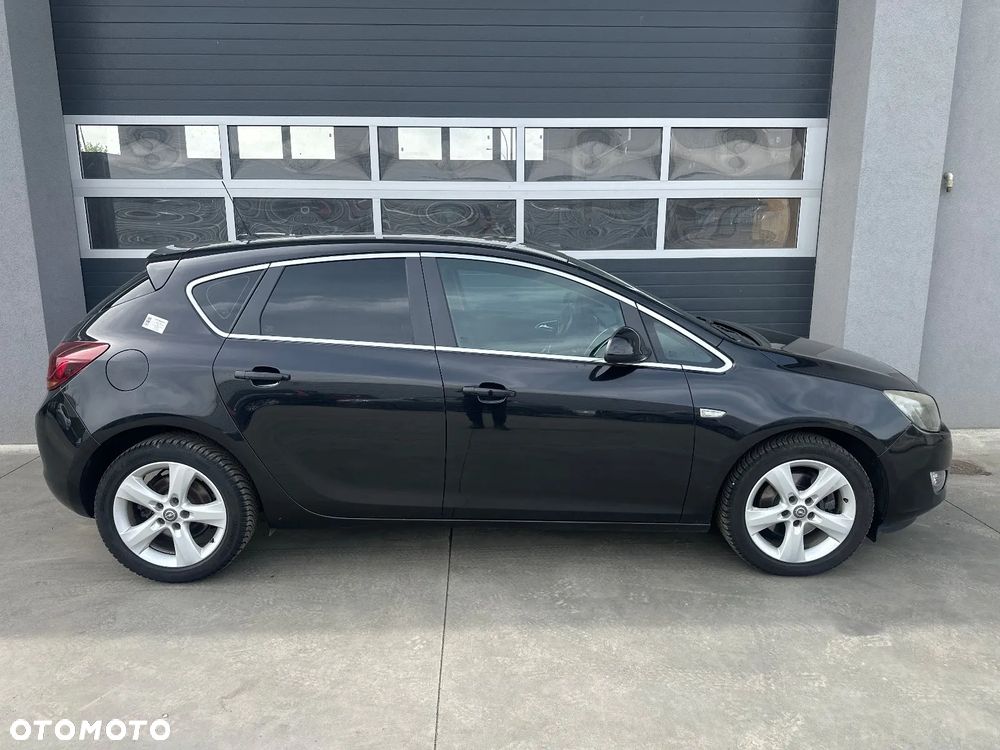 Opel Astra - 1