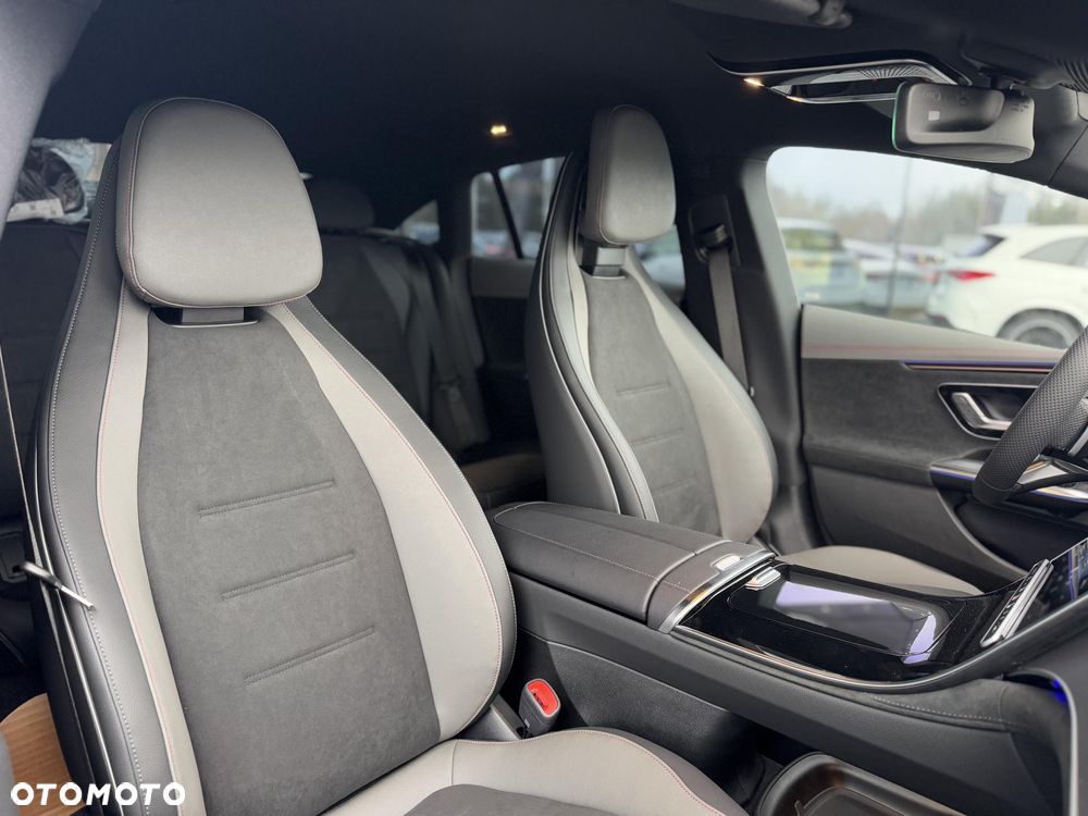 Mercedes-Benz EQE 350 90.5kWh 4-Matic AMG Line - 12